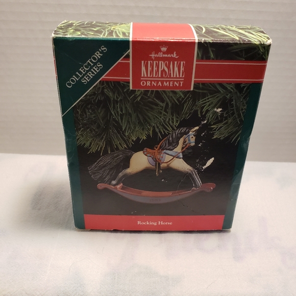 Beautiful Vintage 1991 Hallmark Keepsake Ornament new in original packaging. - Picture 11 of 13